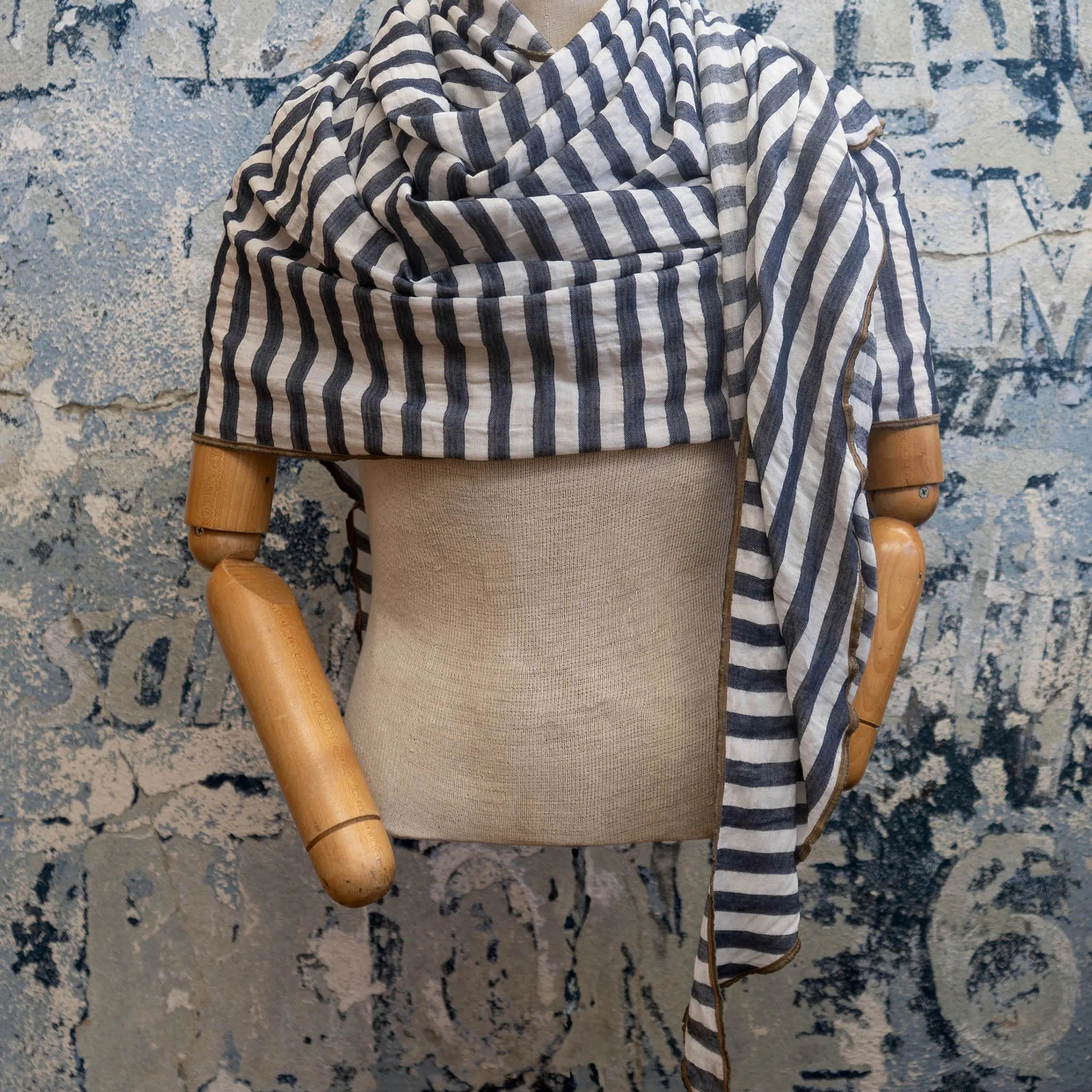 Glen Cove Scarf Late Sunday Afternoon Magazine & Factory