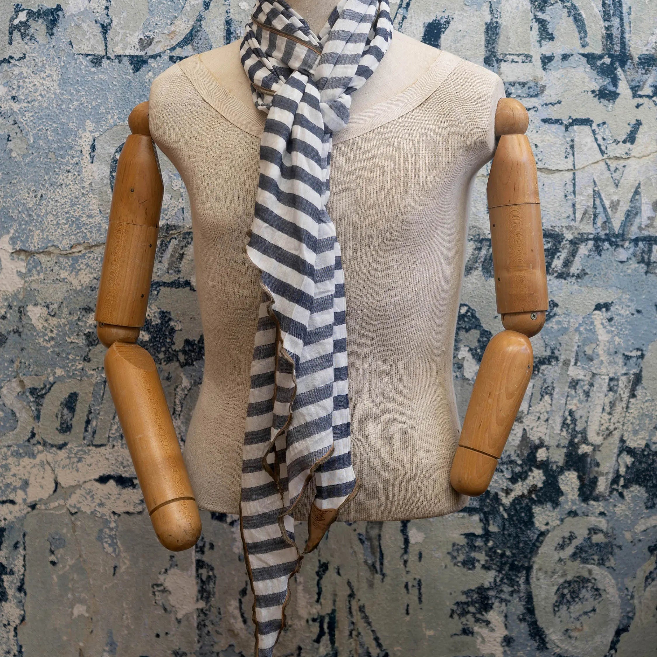 Glen Cove Scarf Late Sunday Afternoon Magazine & Factory