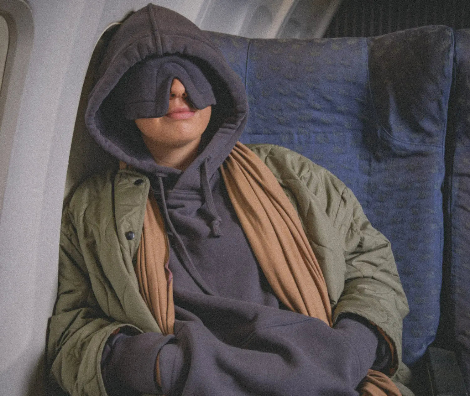 The-Best-Scarf-For-Travel-Perfect-For-Comfort-And-Style Late Sunday Afternoon