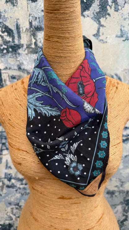 Kerchief Poppy