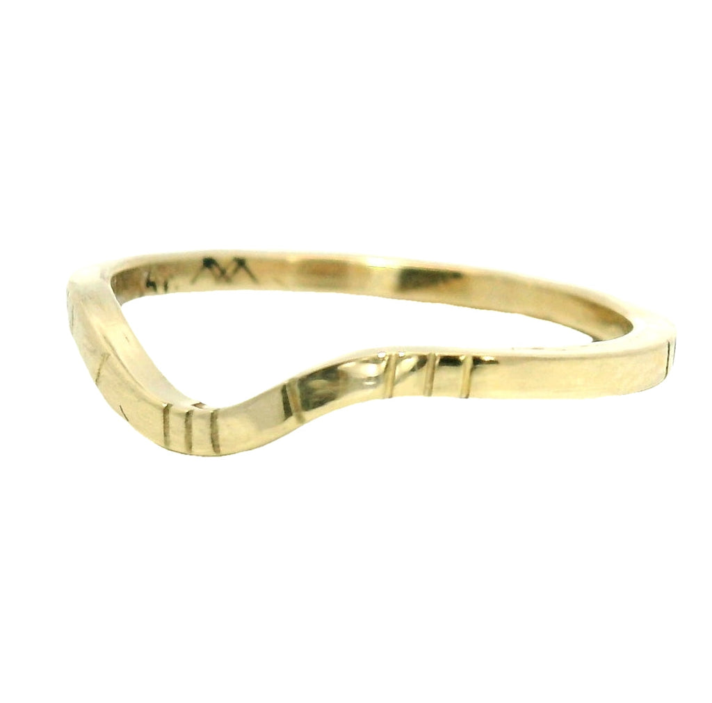 The Arc Ring - Medium Young in the Mountains