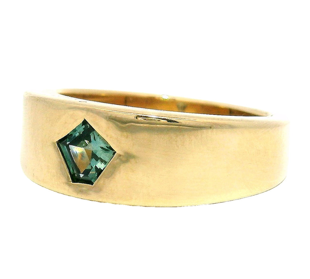 The Shibui No. 2 Young in the Mountains